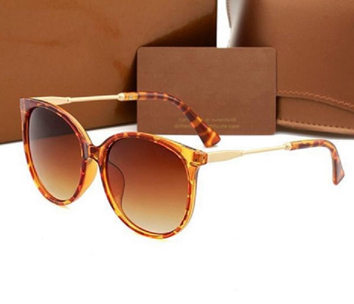 

Wholesale Fashion Sunglasses Eyeglasses Outdoor Shades Bamboo Shape PC Frame Classic Lady luxury Sunglass for Women a14, White;black