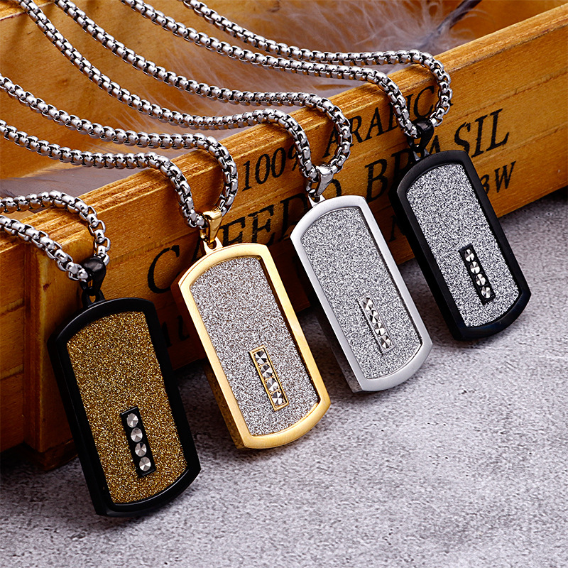 

Gold Black Card Pendant Necklace For Men With 66CM Long Chain Cool Stainless Steel Mens Jewellery Accessories Logo Name Engrave 724 Q2, Silver