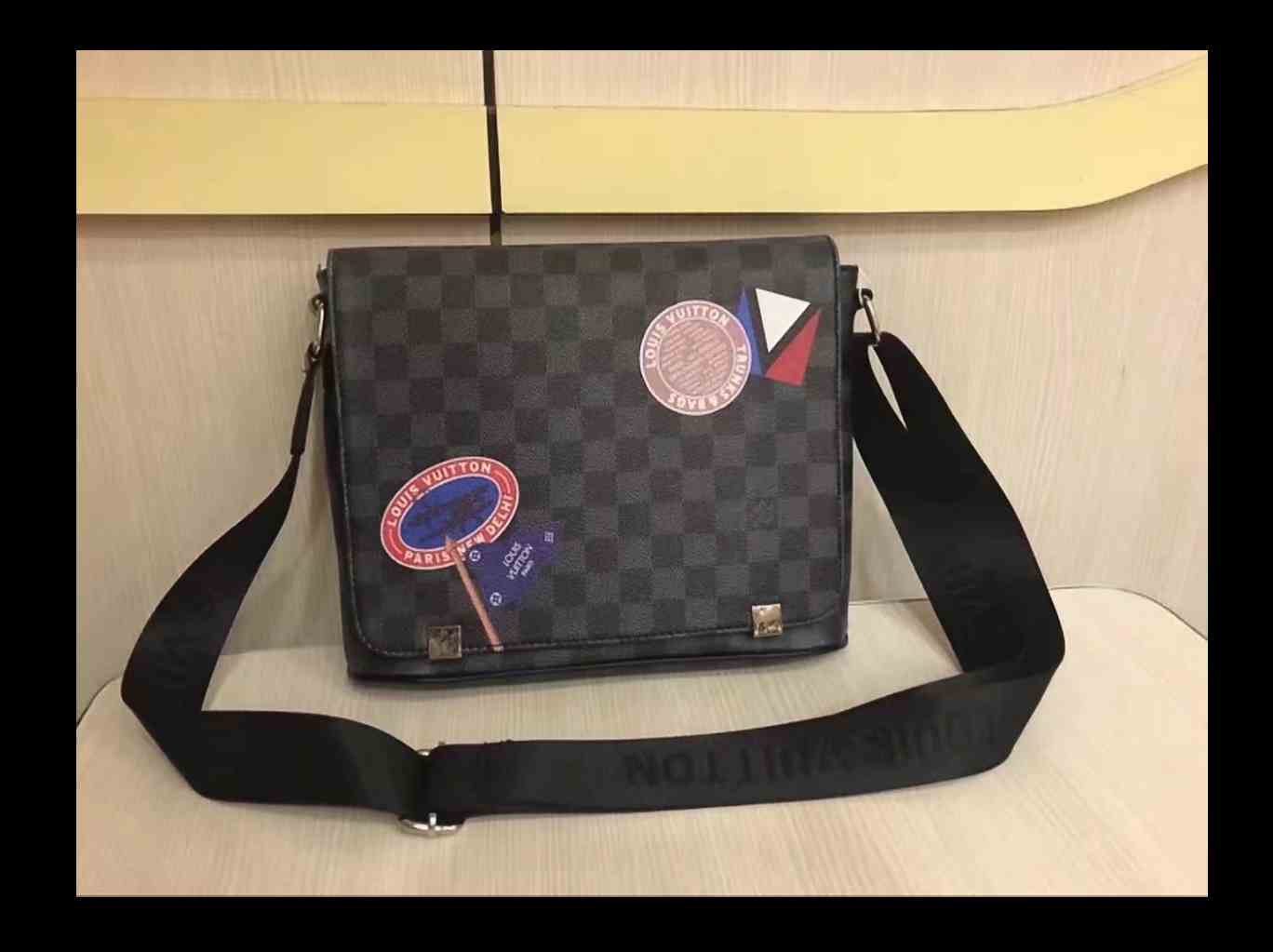 

66 Luxurys Designers Bags Leather Women Handbags Shoulder Bags Messenger Bags Crossbody Tote Clutch LV LOUIS Bag VITTON