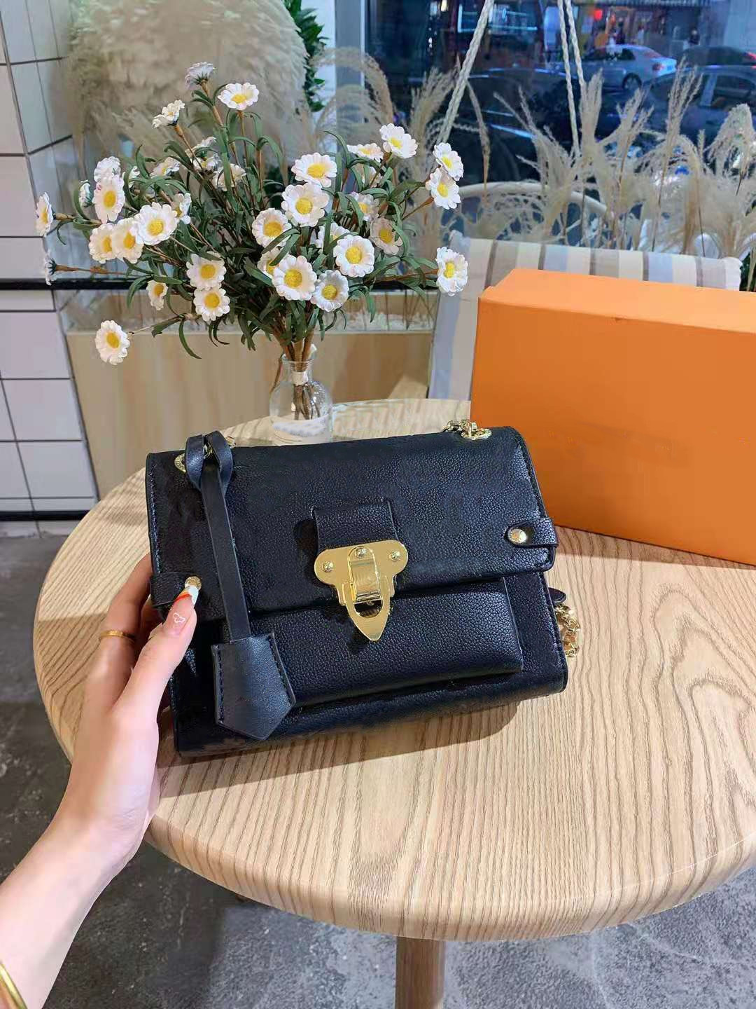 

Postman Bag Classic Chain Embossed Girls Women Genuine Leather Handbags Handbag Shoulder Bags With Gift Box Purses, Customize