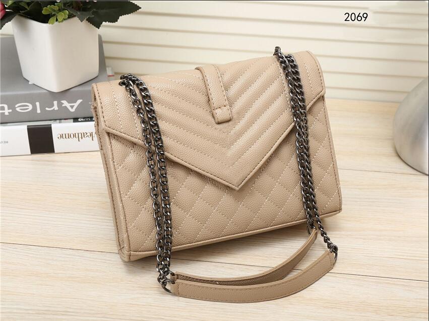 

Fashion famous casual designer Messenger Bag Women Cross Body chain Handbag Satchel Purse Cosmetic Bags size 24*18*6, Red