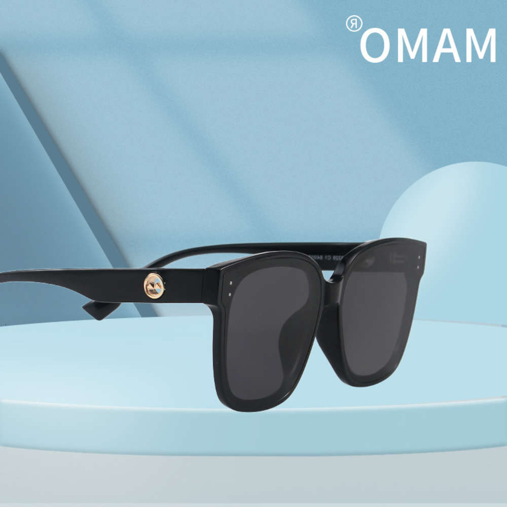 

58228 Korean Sunglasses personality polarizing UV protection Harajuku boys and girls go out decoration, White;black