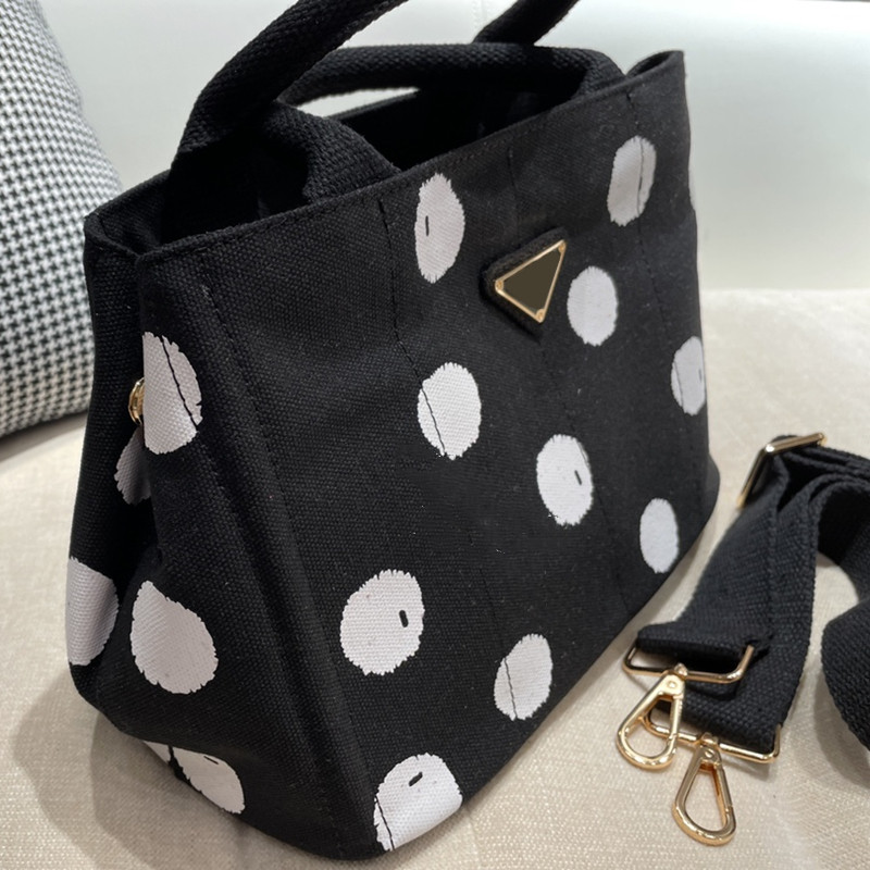 

Designer Luxury Prade Bags For womens Pink Strap Crossbody Handbags Vintage Pravda Paris Plaid Totes Bag Purses Shoulder pradity Mens Multicolour Nylon Wallet 0R9F, Black