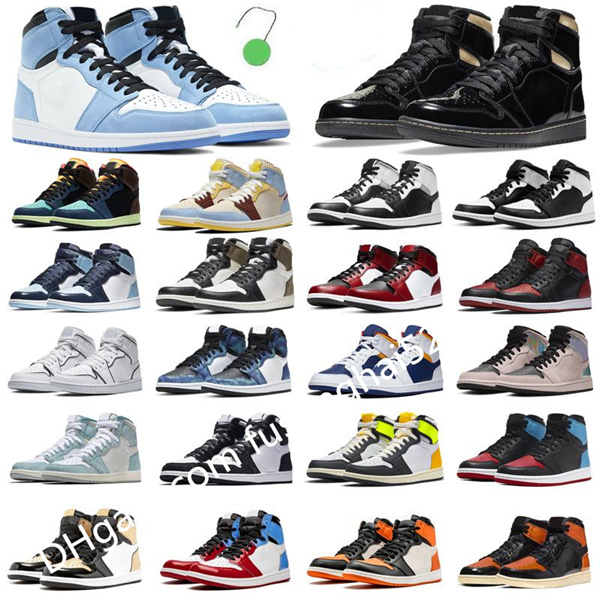 

hot Pine Green Black 1s Basketball shoes Jumpman 1 Bloodline Men Designer Sneakers Fearless Obsidian UNC Patent gold black toe top Trainers, # 32
