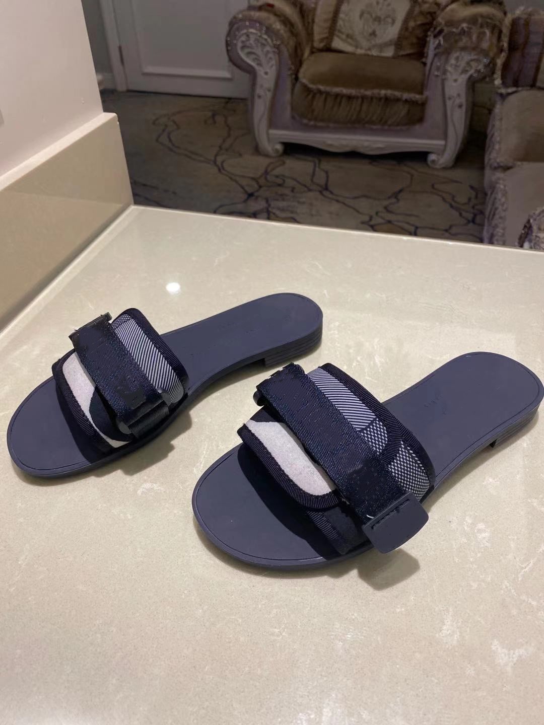 

Spring/Summer 2021 Luxury Ladies Alphabetic Ribbons Sandals Handmade Weaving Ladies Sandal Slippers size 35-41, Black