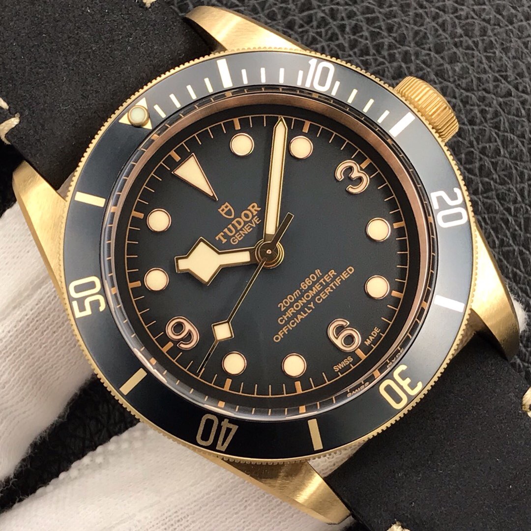 

2003 Top Quality Famous BrandTudor Watch Leather Band Automatic Self Wind Men Watches With Gift Box 3#, Slivery;brown