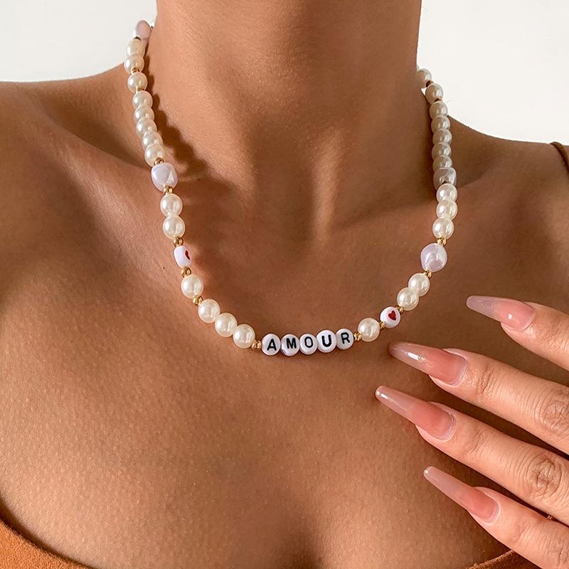 

Chains Beach Holiday Style Imitation Pearl Love Necklace Personality Simple Geometric Design Acrylic Beaded Jewelry Female, Silver