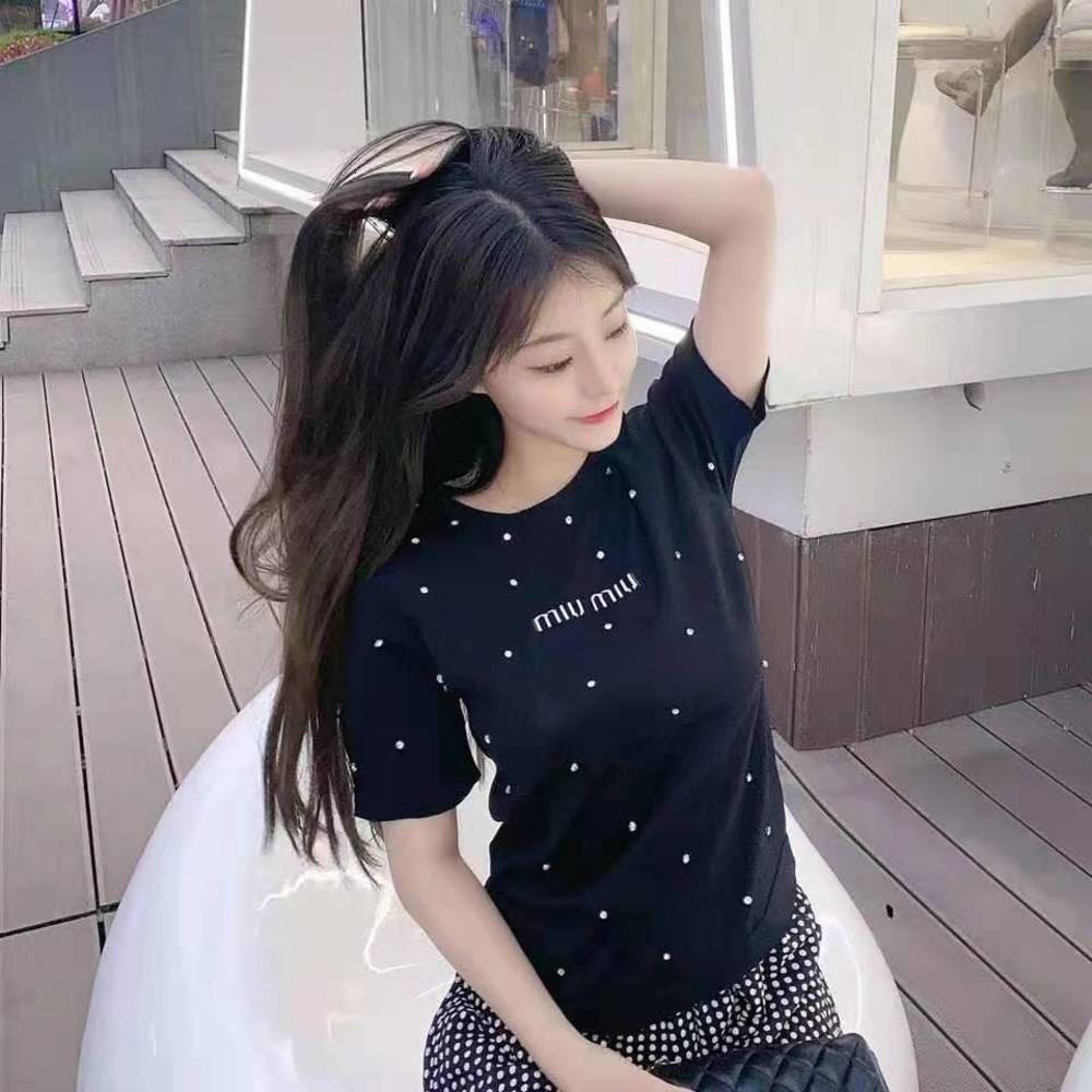 

Industry European Station Heavy Diamond Inlaid Miu Family Short Sleeve T-shirt Women's 2021 Summer New Knitted Ice Silk Bottom Shirt, White