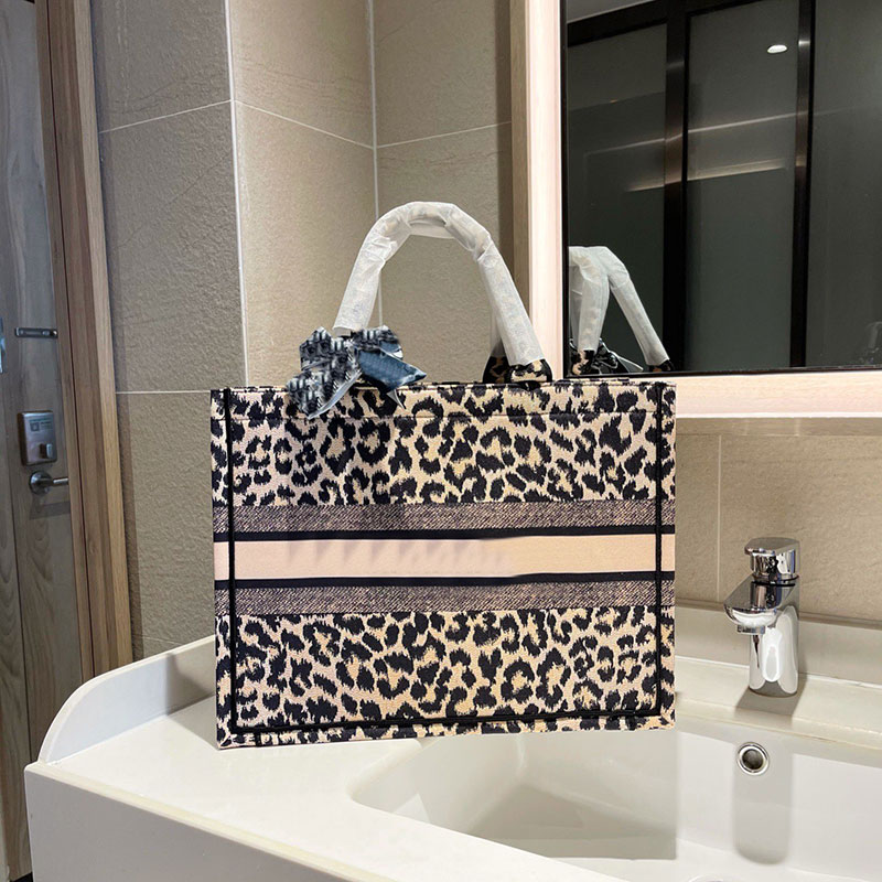 

Leopard Embroidery Totes bag Women Fashion CD Buckle Handbag Large Shoulder Bags Clutch, Customize