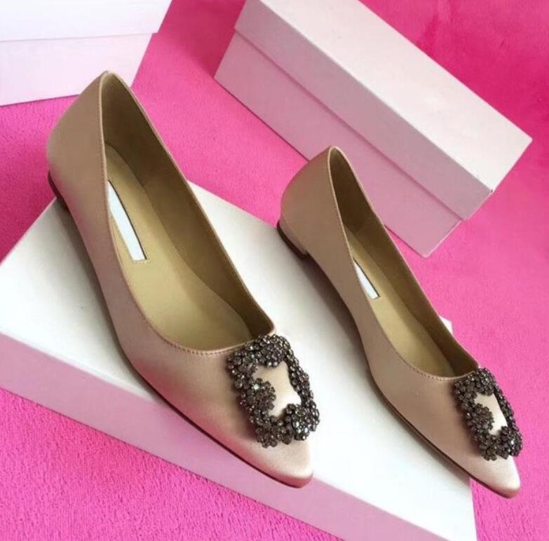 

2021 New Pointed Flat Sole Single Shoes Women's Buckle Flat Heels Real Silk Satin Water Drill Light Mouth Red Wedding Shoes 34-42 No box