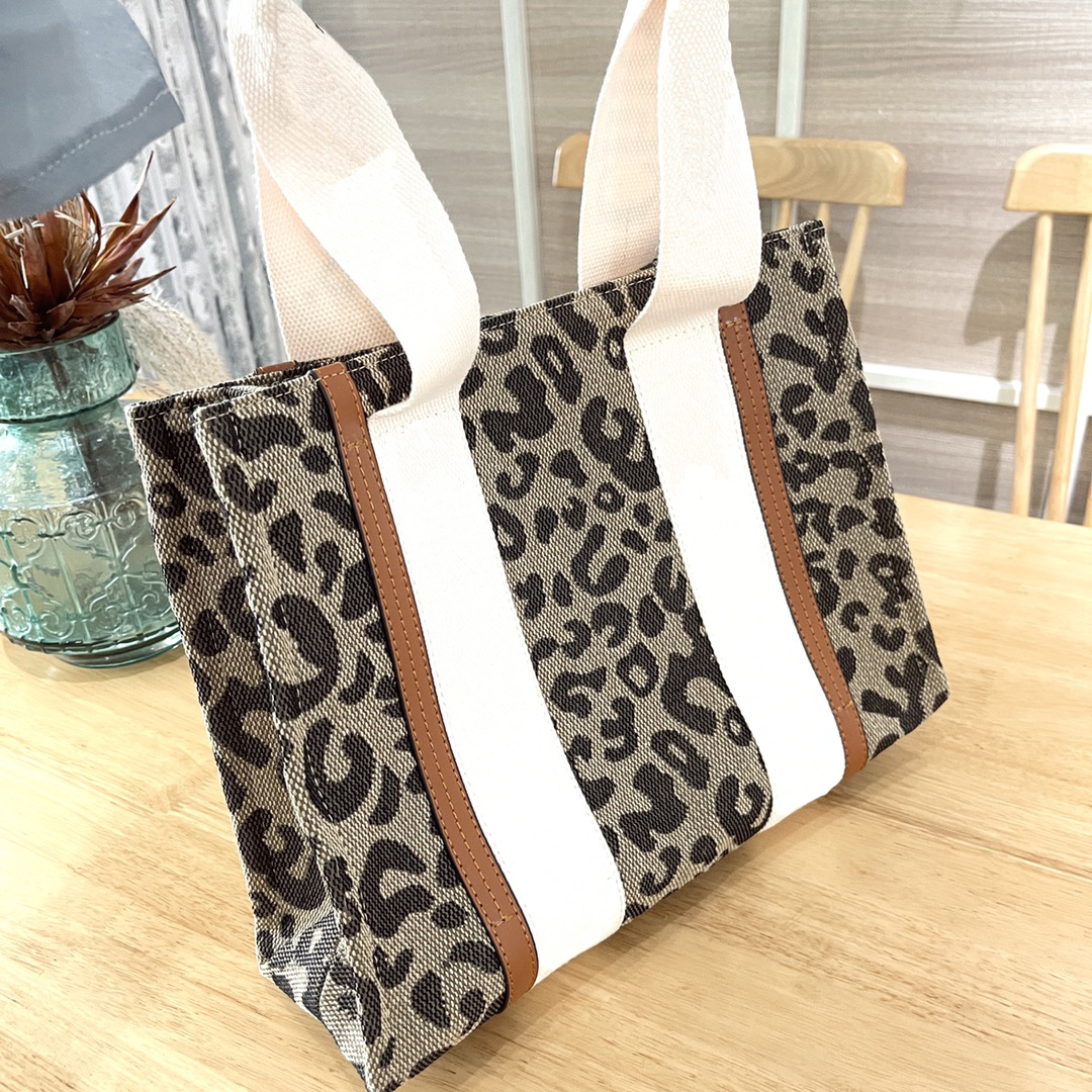 

Women's shopping bags designer handbag fashion with classic letter luxury shoulder bag high quality handbags totes, Green