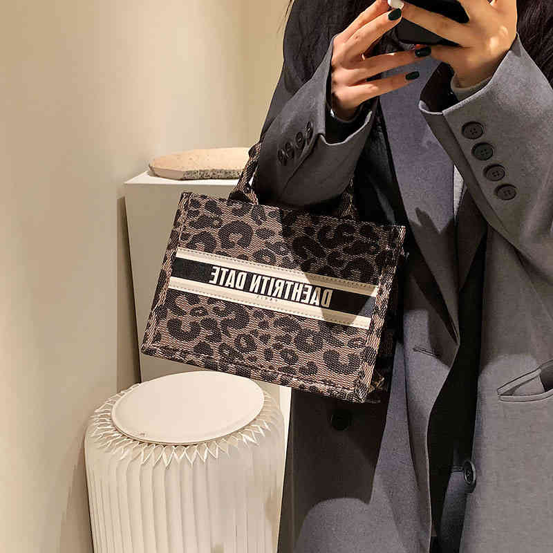 

Backpack Tot Star Same Bag Portable Shopping Fashion Letter Large Capacity Hand Carrying Leopard Print Leisure Women's, Black;red