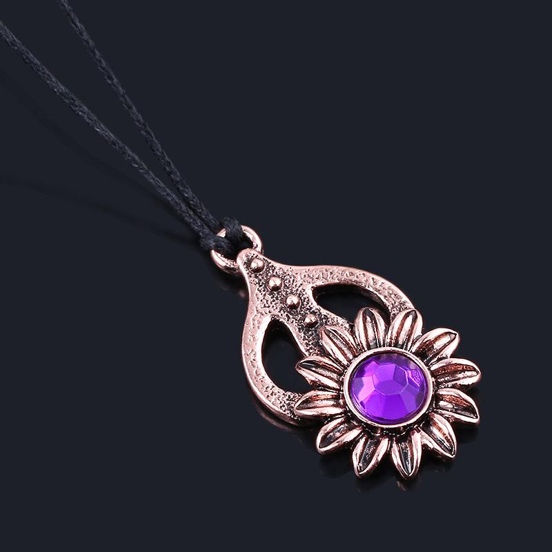 

The Elder Scrolls 5 Amulet Necklaces Purple Crystal Sunflower Pendant Necklace With Rope Chain Cosplay Jewelry, Silver