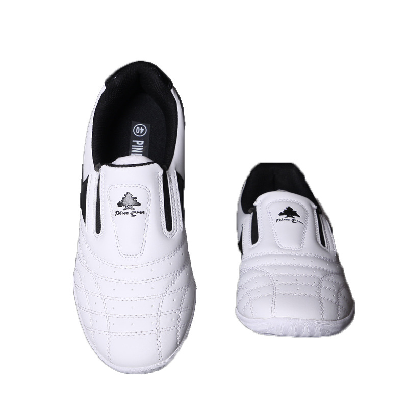 

Korean Pine Childrens Taekwondo Shoes Rubber Sole Examination Comfortable Training Shoes, White