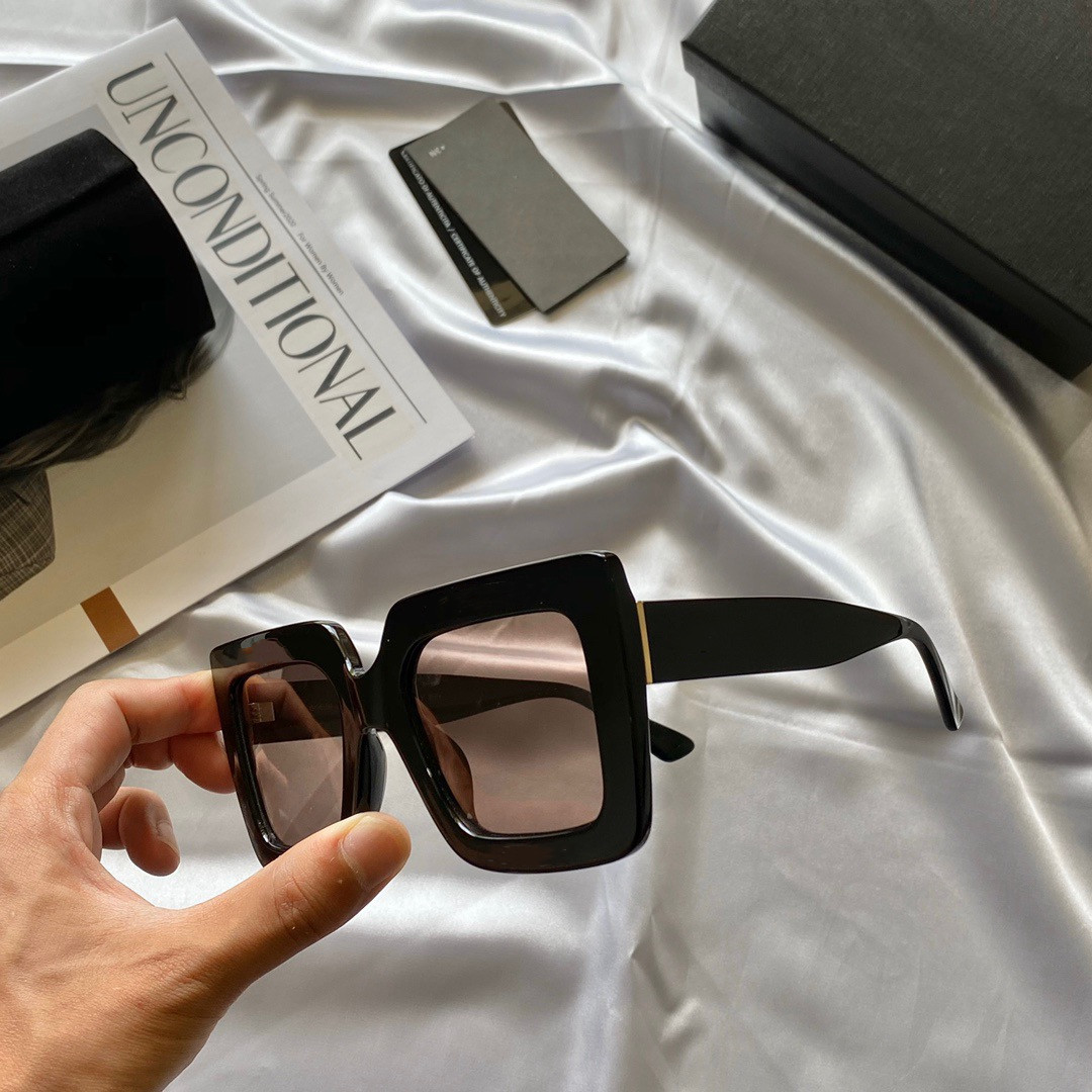 

Men Women Polarized Sunglasses Photochromic Cycling Sports Outdoor Goggles Bicycle Mountain Running Bike Glasses Eyewear With Case