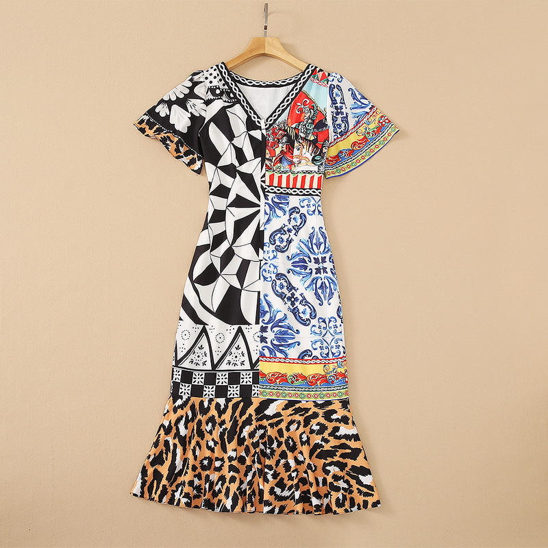 

420 2021 Runway Dress Spring Summer Dress Brand Same Style Empire Short Sleeve V Neck Womens Dress Fashion High Quality SH, Black