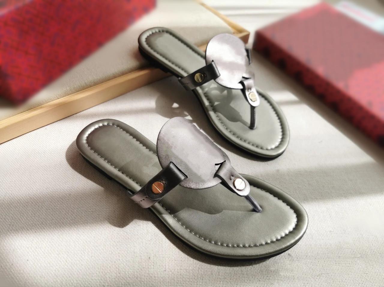 

ins studded girl sandal jelly platform slippers slipper lady shoe arrivel slides woman flip flops with red box 35-43 shiny and matt color, Black