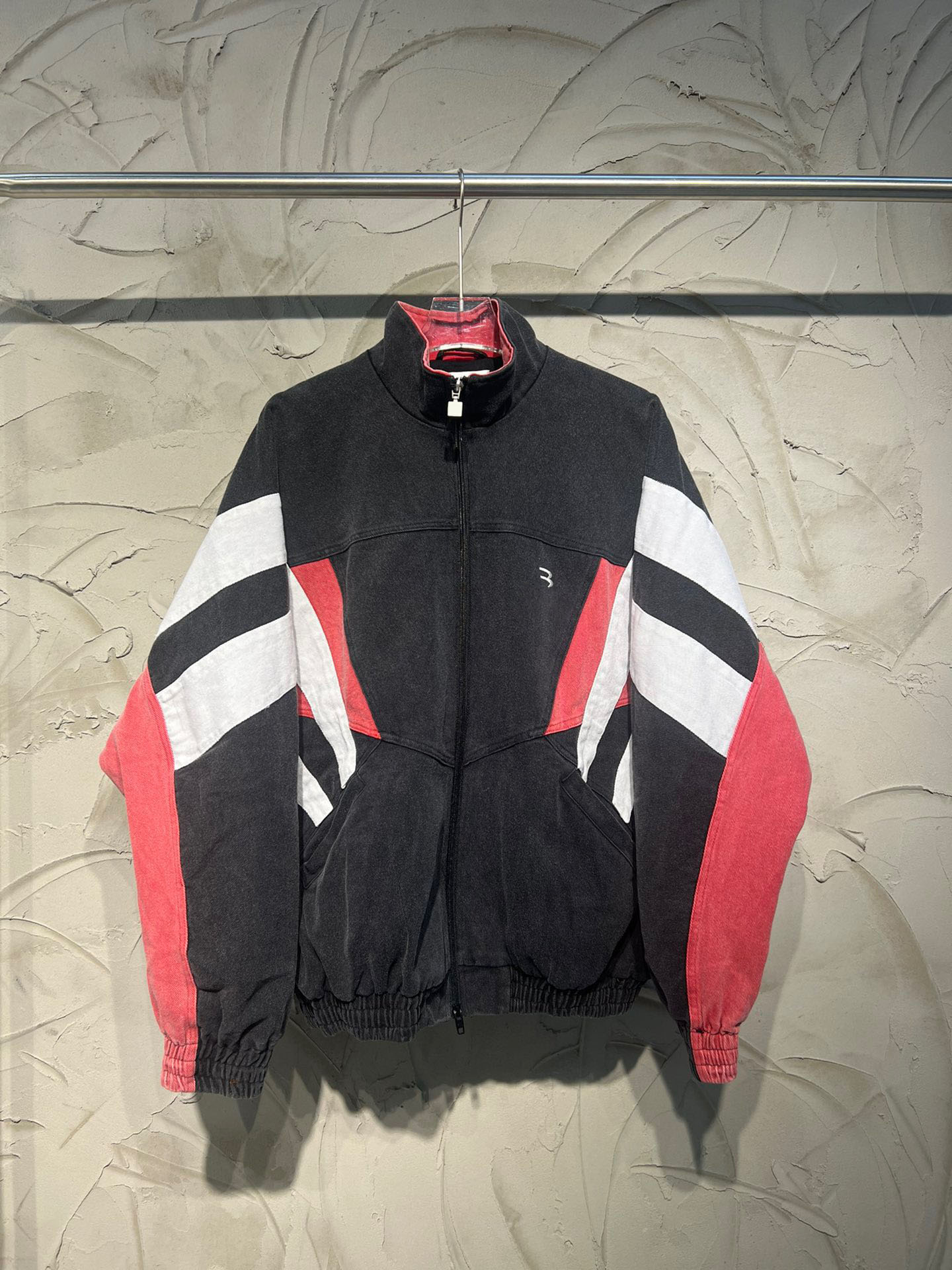 

2022ss Sweatshirt sand summer new high grade cotton printing short sleeve round neck panel T-Shirt Size: m-l-xl-xxl-xxxl Color: black white qq18