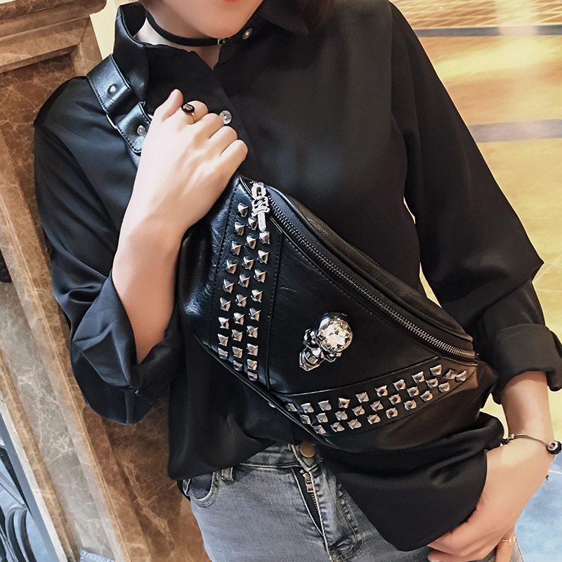 

Wholesale men leathers shoulder bags street personality skull punk chest bag European and American popular rivet backpack outdoor sports leisure leather handbag