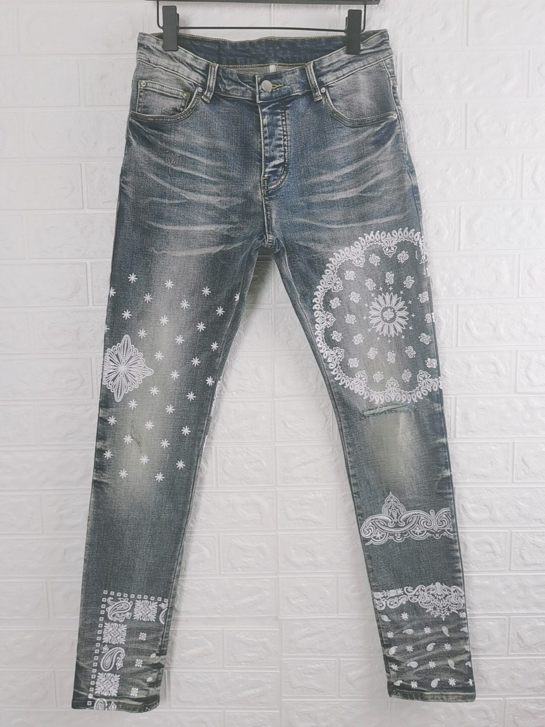 

Mens jeans Long pants 6 styles personality Geometry print Skinny Destroy quilt Ripped Straight cut hole 2021 fashion luxury designer jean Men s Designers Clothes