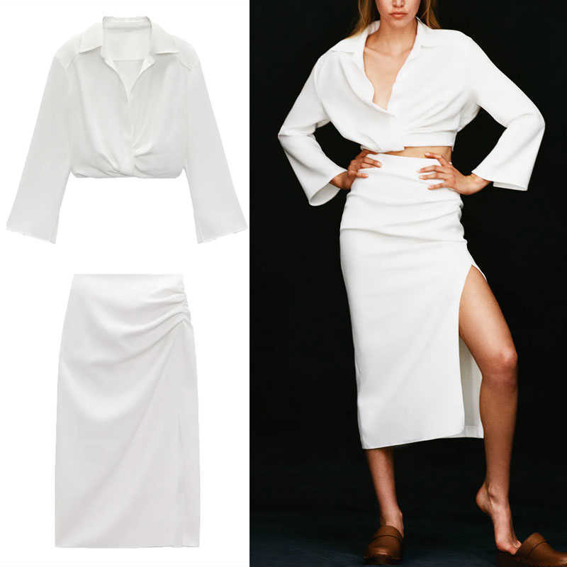 

Za Summer Pleated Cropped Blouse Women Long Sleeve Lapel Collar Vintage White Shirt Feminine Chic Ruching Fitted Short Top 210602