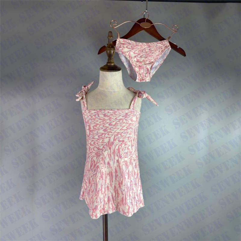 

Kids Girls One Piece Bikini Swimwear Cute Child Swimsuit Textile Fashion Letter Printed Beach Children Swimming Suit Summer, Please contact me to look real pics