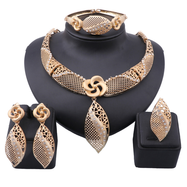

Trendy Nigerian African Beads Jewelry Sets Crystal Necklace Earrings Bangle Ring Party Wedding Dubai Jewellry Set
