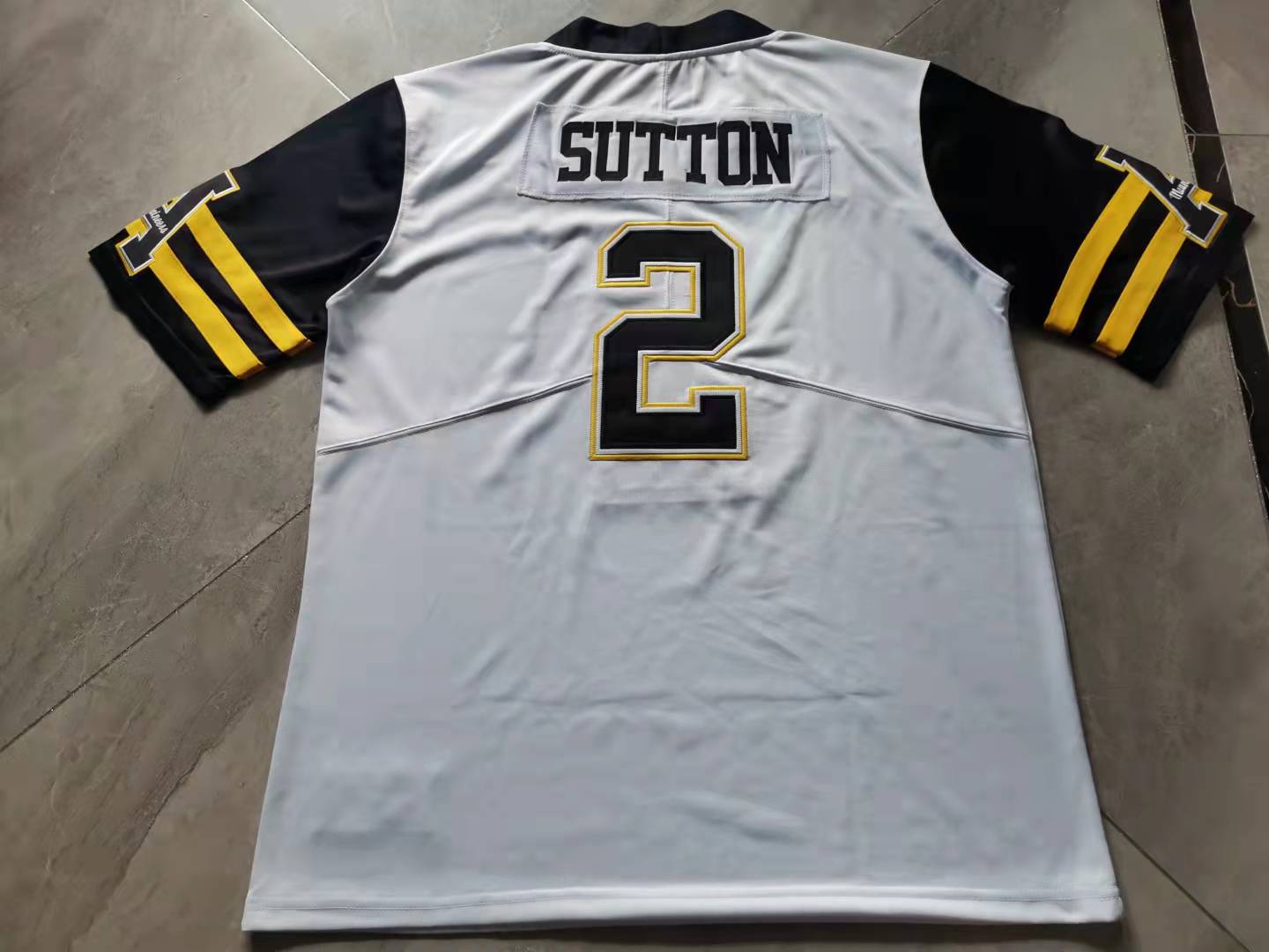 

rare Football Jersey Men Youth women Vintage Appalachian 2 State Corey Sutton High School JERSEYS Size S-5XL custom any name or number, Black women s-2xl