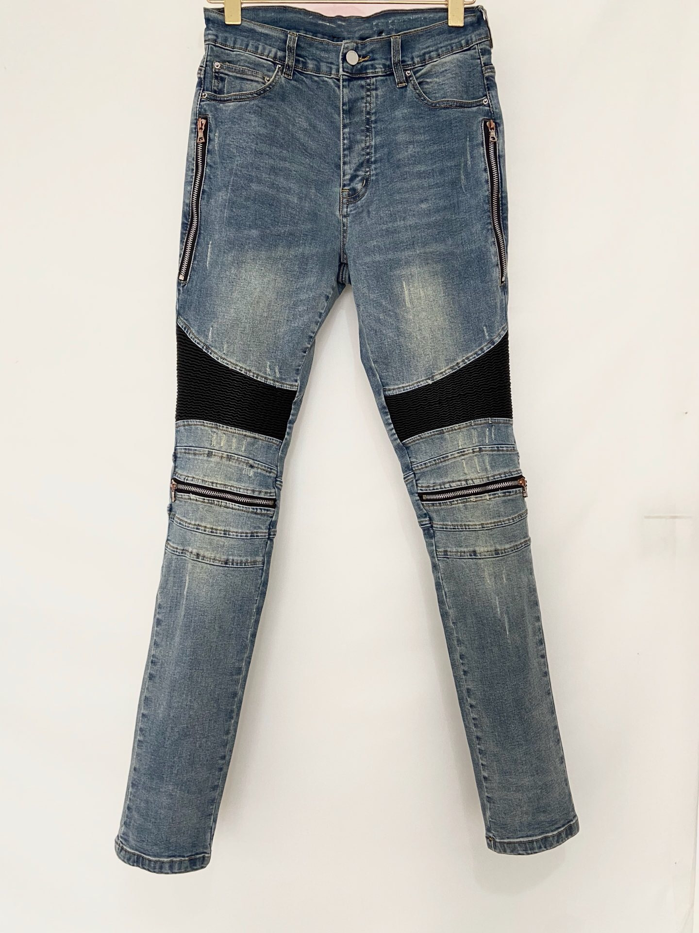 

Luxury designer Mens jeans Long pants Skinny zipper Black blue knee Spell leather Destroy the quilt Ripped hole fashion jean Men Designers Cloths track pants