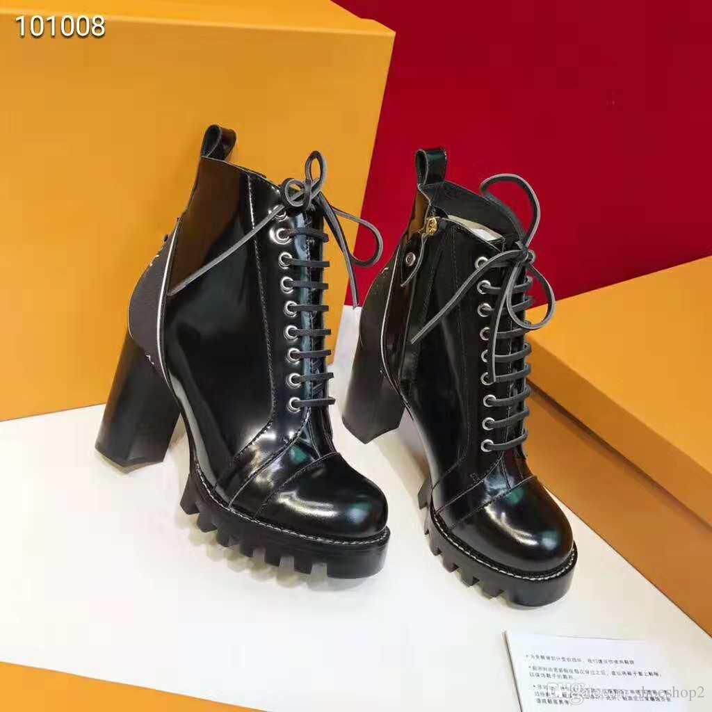 

Branded Women Glazed Leather Star Trail Ankle Boots Designer Lady Side Zip Chunky Heel Rubber Outsole Ultra-wearable Ankle Boots Size35-41, Black