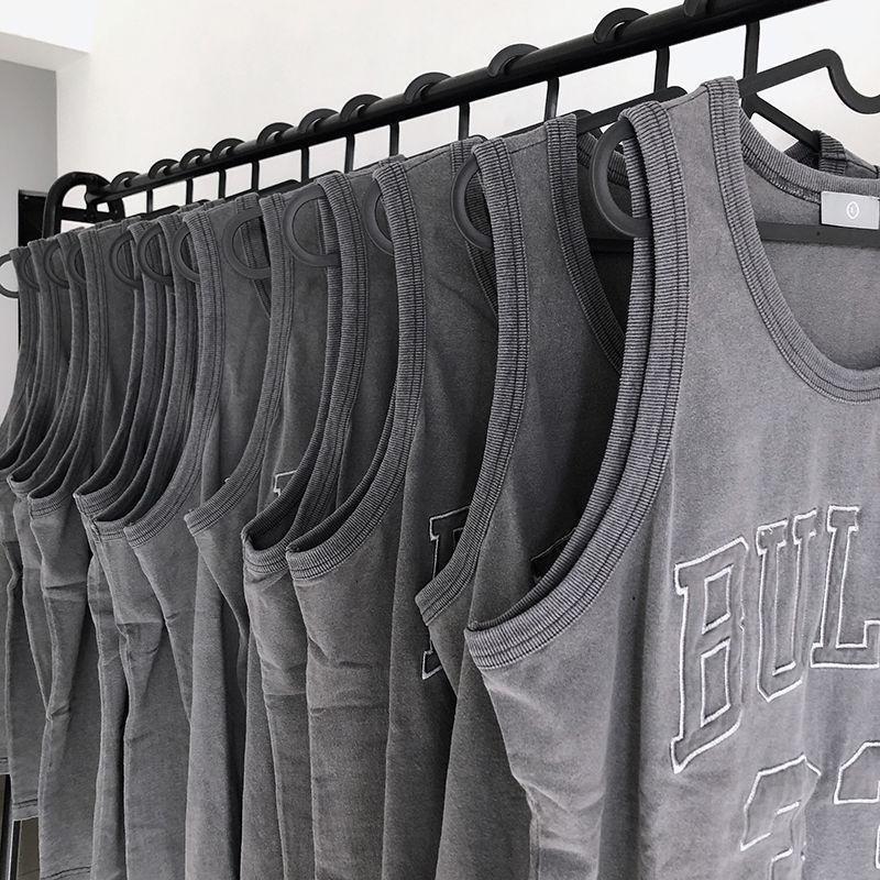 

Retro high quality water washing old manufacturing sleeveless vest men and women bull 33 print loose basketball Y1, Gray bulls33