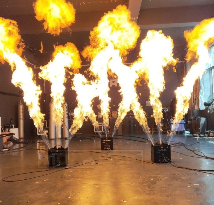 

3 Heads Fire Machine Triple Flame Thrower DMX Control Spray 3M for Wedding Party Stage Disco Effects