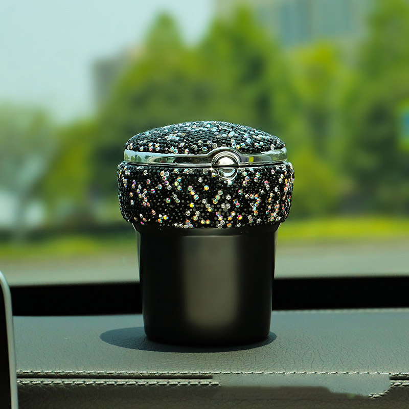 

Car Ashtray with Crystal Inlay, Fashionable Atmosphere Vehicle-mounted Ashtray with LED Light Indicator, Stainless Steel Inner, Car Accessories. A3