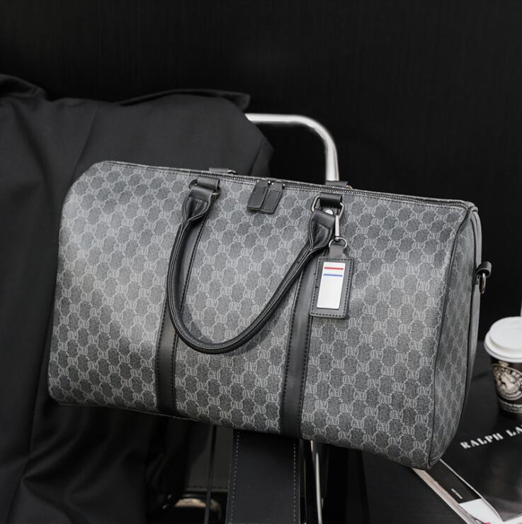 

Factory direct selling men shoulder bags large business fitness leathers handbag outdoor daily sports leisure leather backpack street fashion printing travel bag, Black3-4080