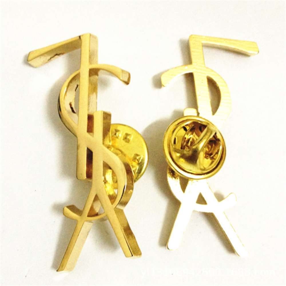 

Metal hollow gold letter BROOCH BADGE made in Dongguan
