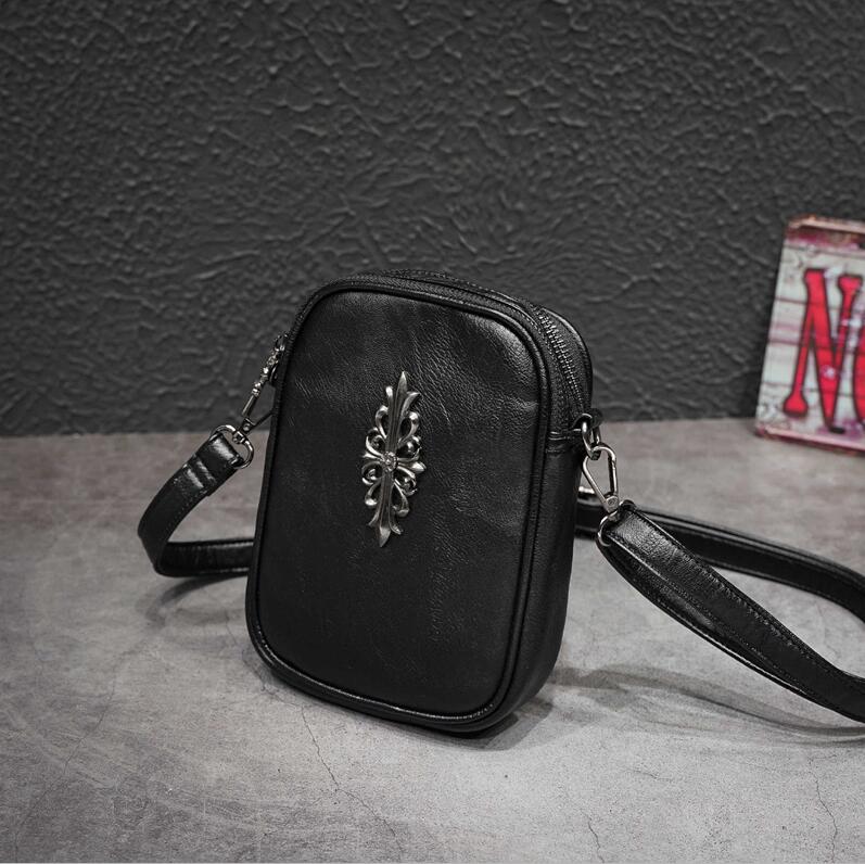 

Factory wholesale men bag outdoor leisure leather mini cell phone handbag street personality rivet messenger bags trend color matching polka dot leathers handbags, Black1-3051