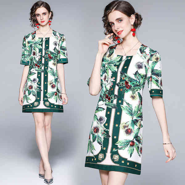 

summer green refreshing temperament age-reducing retro printing square collar loose and thin handmade beaded dress 210525