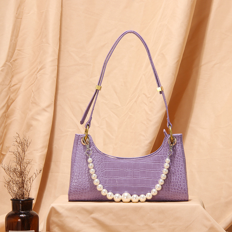 

Super Ins Net Fire Red Purple Underarm One Shoulder Portable Pearl Stick in Summer 2021 Guangzhou Women's Bag