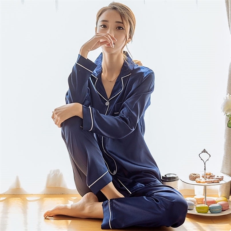 

Womens Silk Satin Pajamas Pyjamas Set Sleepwear Pijama Couple Suit Female Sleep Two Piece Men Loungewear Plus Size 211106, Silver