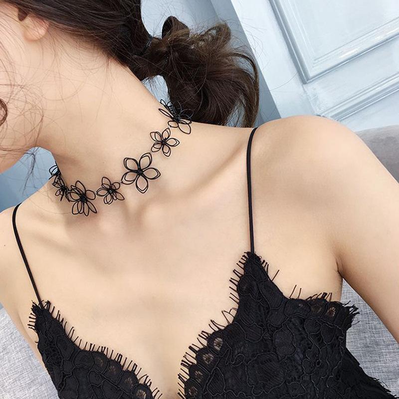 

Chokers Flower Chain Choker Necklace For Women Collar Goth Necklaces Aesthetic Jewellery Christmas Party Girl Halloween Chocker