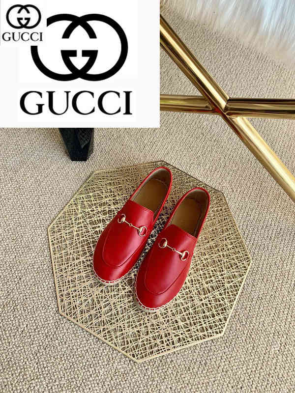 Chaussures Designer Luxe Femmes Sneakers Skate Dance Ballerina Appartements Mocassins Espadrilles Coins Robe P6ZT