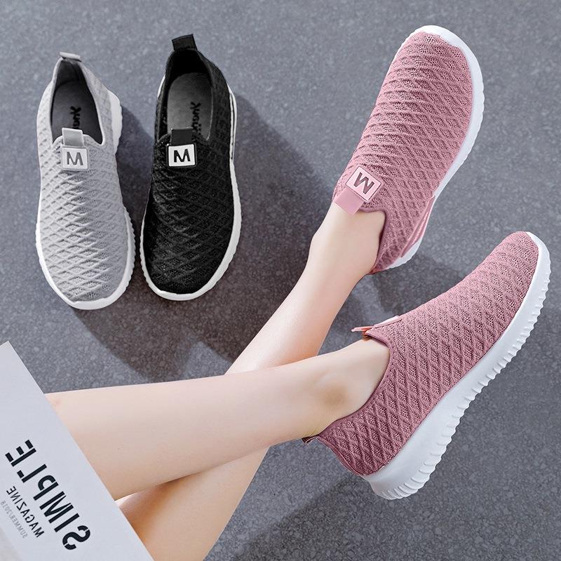 

Old Beijing cloth shoes women summer breathable spring and autumn leisure new middle-aged elderly lazy sports mother soft sole sing Cahaq, 39