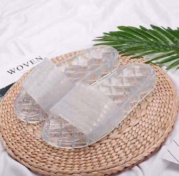 

Designer men B Hot slippers Summer new women Cartoon Big Head Slippers Glue surface transparent crystal shoes PVC luxury Bath lady slippers, Black