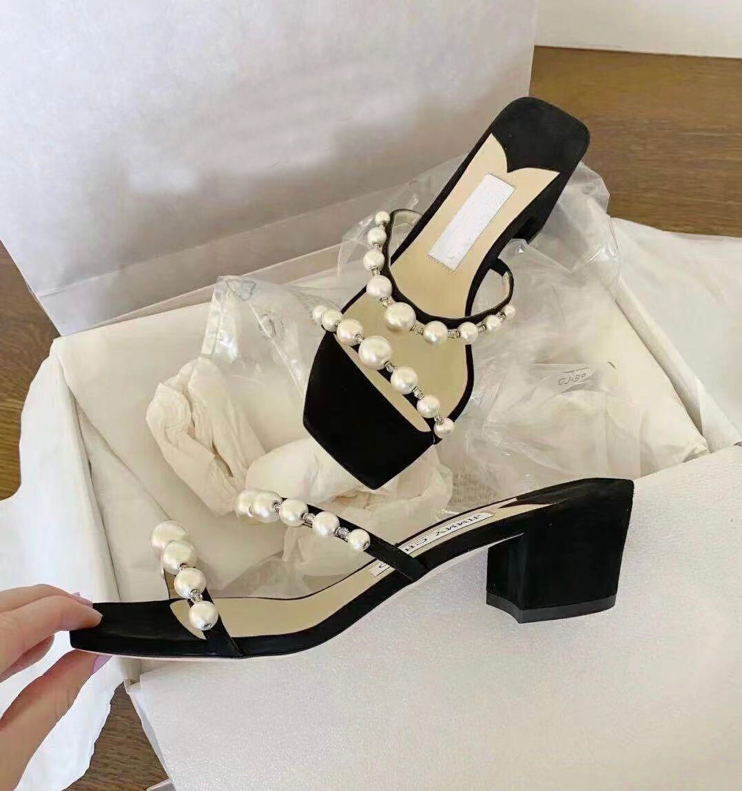 

Luxurious Design Amara Women Sandal Pearl Strap Slippers Chunky Heels Mule Square Toe Lady Summer Pumps Dress Party Wedding EU35-43.Box