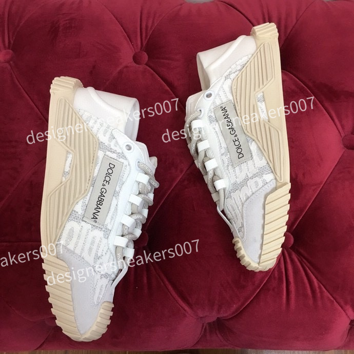 

2022 Top Quality boots Casual Shoes Mens Womens Lace Up Velet Genuine Leather Outdoor Flat Luxurys Designers sneakers size 35-41, 26