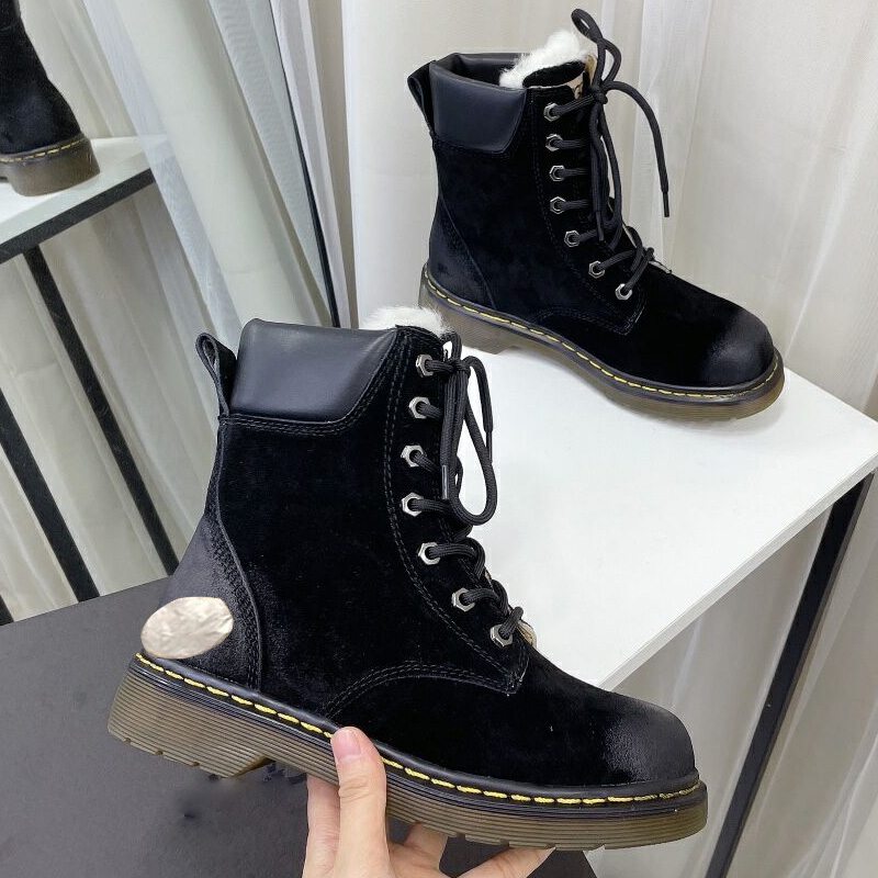 

Martin cowhide pure sheepskin wool one-piece lining short snow boots designer female British style thick bottom winter solid color plus suede, Black