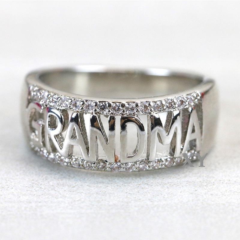 

Fashion Hollow Letter Grandma Initial Ring Gold Silver Color Rhinestone Rings For Women Grandmother Anniversary Gift Jewelry Cluster