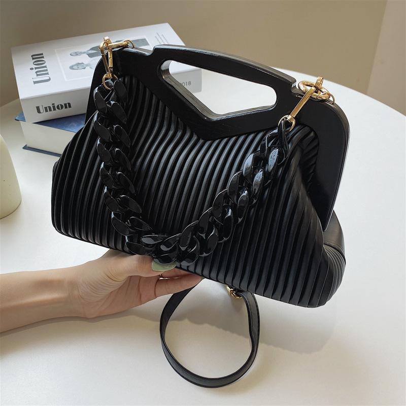 

Evening Bags European And American Ladies Shoulder Bag 2021 Fashion Folds Personality Thick Chain Portable Messenger Tote Women, White