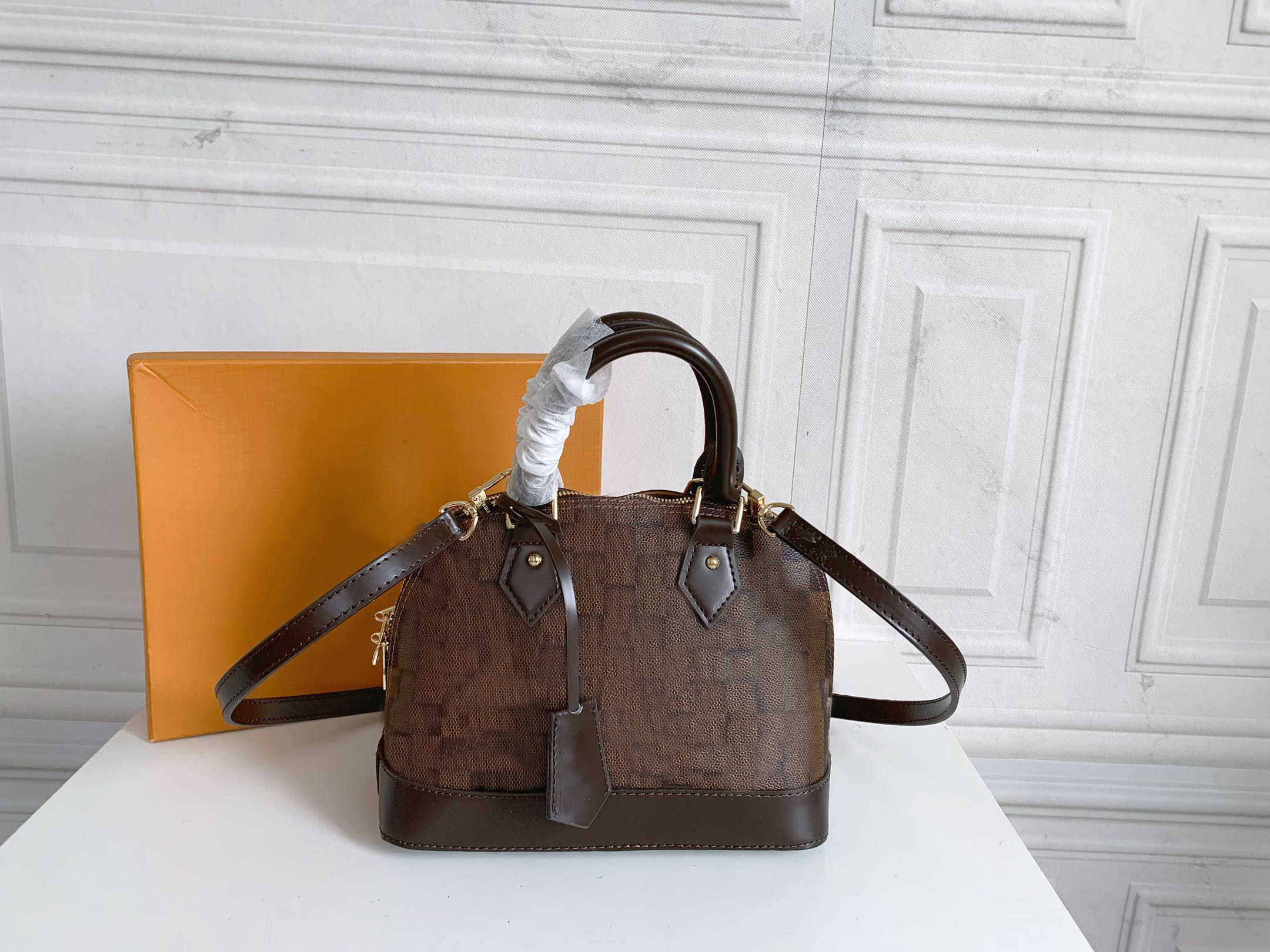 

Luxury designer Top Quality Fashion Women Shoulder Bags Chain Messenger Bag Leather Handbags Shell Wallet Purse Ladies Cosmetic