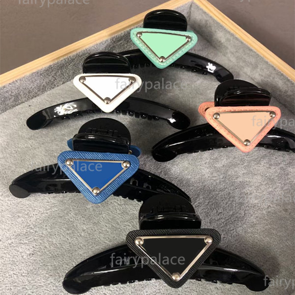 

Simple Retro Hair Clips letter hairpin with stamp for Ladies collection Luxury design Hairs accessories vip gift Party